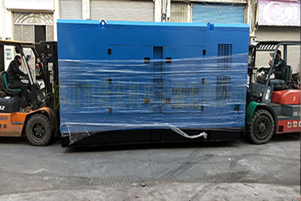 非洲劉先生購買一臺800KVA靜音柴油發(fā)電機組